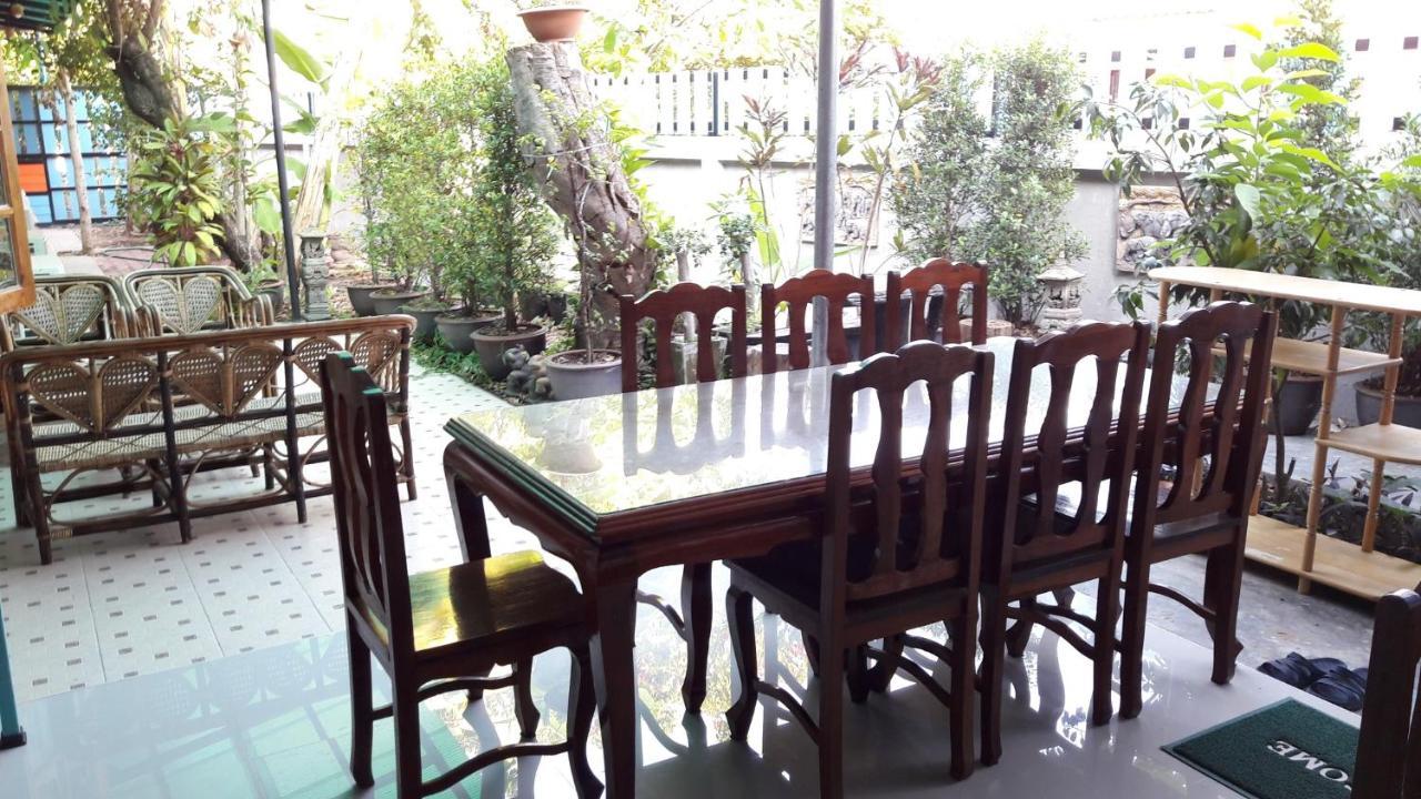 Sun Smile Hostel Ubon Ratchathani Bagian luar foto